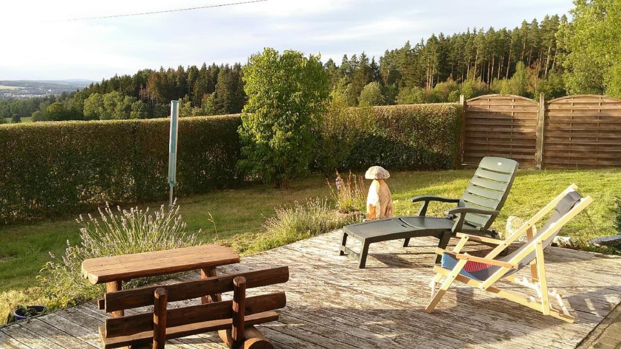 Ferienwohnung Steinwald Auslaeufer Mit Blick Auf Koesseine Waldershof Exterior foto